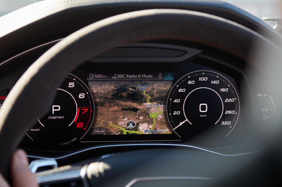 Панель приборов Audi RS6 Avant 2020 года  (AU) (фото 16 из 35)